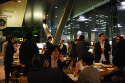 写真：IA Summit 10 Redux in Tokyo Cocktail Hourの様子
