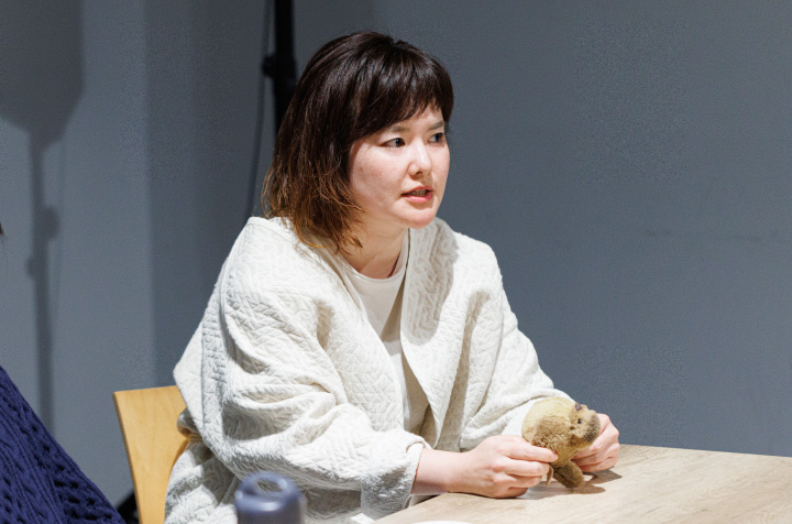 写真:参加者が対話する様子