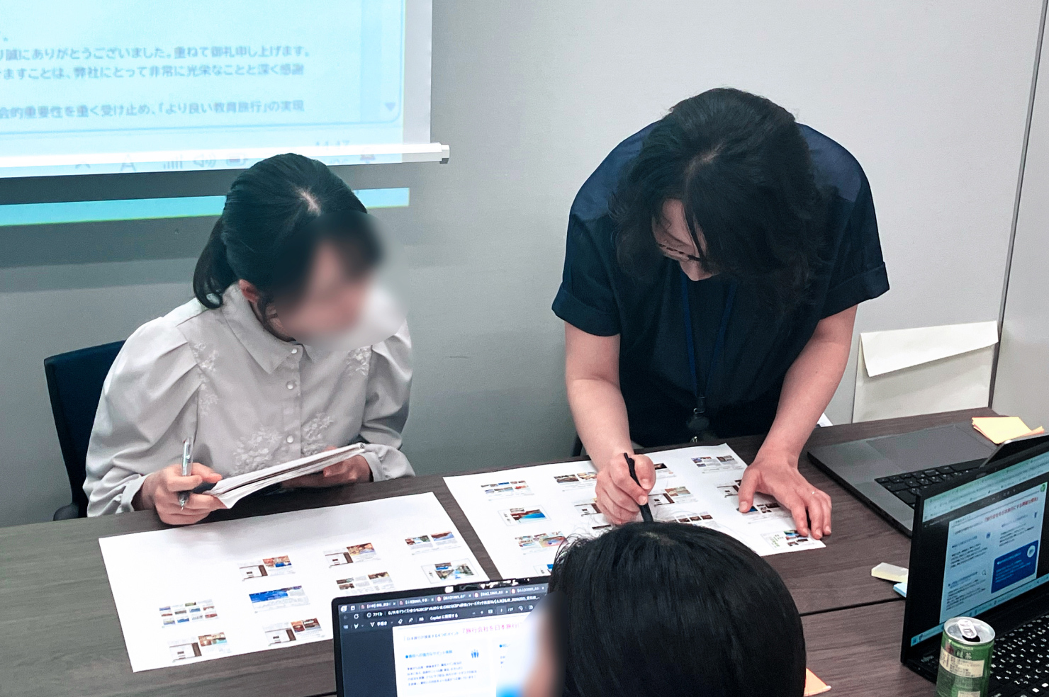 提案書1on1レビューの写真。