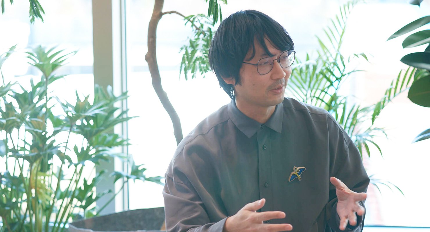 中條が話している様子